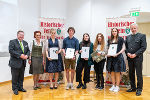 Gewinnerinnen und Gewinner der Wartinger-Medaille vom BORG Murau. © Land Steiermark/Robert Binder; Verwendung bei Quellenangabe honorarfrei Gewinnerinnen und Gewinner der Wartinger-Medaille vom BORG Murau.