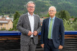 Landeshauptmann Christopher Drexler und Bezirkshauptmann Florian Waldner (v.l.) © Land Steiermark/Binder; bei Quellenangabe honorarfrei Landeshauptmann Christopher Drexler und Bezirkshauptmann Florian Waldner (v.l.)