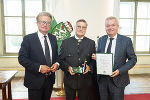 LH Christopher Drexler (li.), Josef Mülner, LH-Stv. Anton Lang © Land Steiermark/ Fischer LH Christopher Drexler (li.), Josef Mülner, LH-Stv. Anton Lang