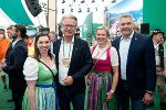 Landeshauptmann Christopher Drexler und Bundeskanzler Karl Nehammer im Steiermark Village am Red Bull Ring © Land Steiermark; Verwendung bei Quellenangabe honorarfrei Landeshauptmann Christopher Drexler und Bundeskanzler Karl Nehammer im Steiermark Village am Red Bull Ring