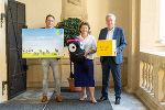 Starten in die Europäische Mobilitätswoche: Friedrich Hofer (Klimabündnis Steiermark), Landesrätin Ursula Lackner und LH-Stv. Anton Lang (v.l.) © Land Steiermark/Christoph Purgstaller; Verwendung bei Quellenangabe honorarfrei