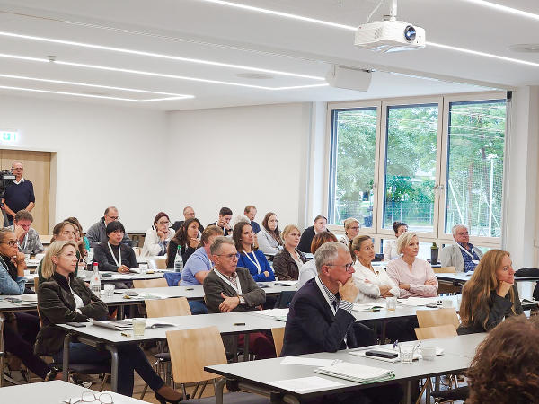 Großes Interesse: Die Fachtagung der Tierschutzombudsstelle fand am Steiermarkhof in Graz statt. © Land Steiermark; Verwendung bei Quellenangabe honorarfrei