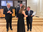 Landesrat Werner Amon zeichnete Judith Schusteritsch mit dem „prima la musica Europa-Sonderpreis″ aus. © Land Steiermark; bei Quellenangabe honorarfrei Landesrat Werner Amon zeichnete Judith Schusteritsch mit dem „prima la musica Europa-Sonderpreis″ aus.