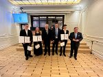 Landesrat Werner Amon mit der Jungmusikerin und den Jungmusikern bei der Preisverleihung im Steiermarkbüro in Brüssel. © Land Steiermark; bei Quellenangabe honorarfrei Landesrat Werner Amon mit der Jungmusikerin und den Jungmusikern bei der Preisverleihung im Steiermarkbüro in Brüssel.