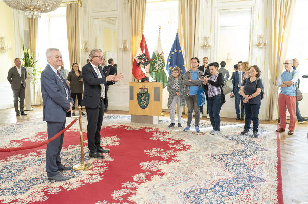 Der Weiße Saal der Grazer Burg wird für Veranstaltungen, Empfänge und Pressekonferenzen genutzt © Land Steiermark/Foto Fischer; bei Quellenangabe honorarfrei