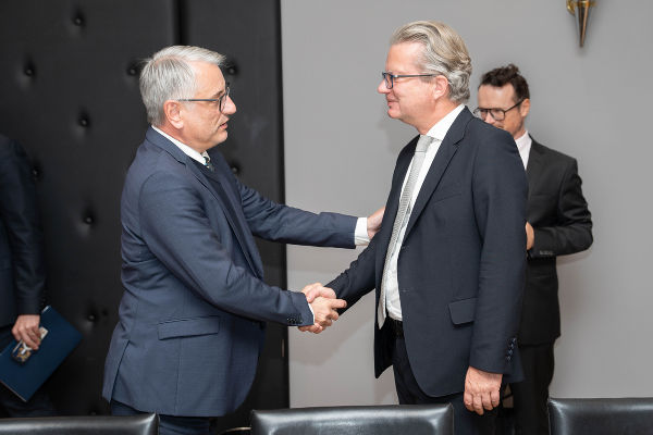 LH Drexler trifft den slowenischen Wirtschaftsminister Han © Land Steiermark; bei Quellenangabe honorarfrei