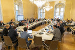 Im Rittersaal in Graz wurden bei der Konferenz zahlreiche Sportthemen besprochen.