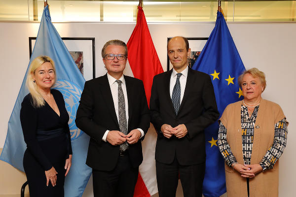 Botschafterin Petra Schneebauer, LH Christopher Drexler, Botschafter Alexander Marschik (Ständiger Vertreter Österreichs bei den Vereinten Nationen in New York), Generalkonsulin Helene Steinhäusl (v.l.) © Land Steiermark; bei Quellenangabe honorarfrei