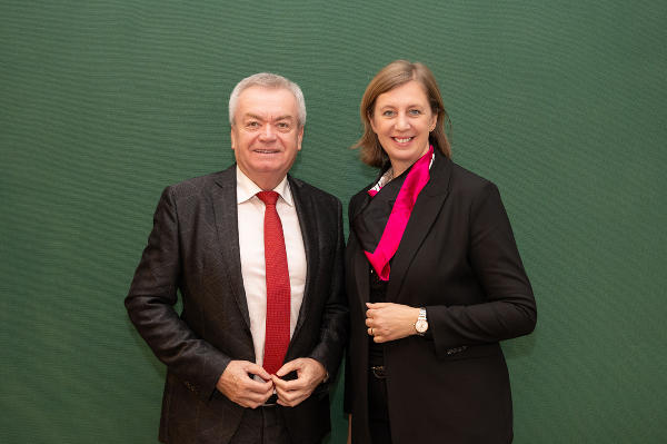 Landeshauptmann-Stellvertreter Anton Lang und Wirtschaftslandesrätin Barbara Eibinger-Miedl © Land Steiermark; bei Quellenangabe honorarfrei