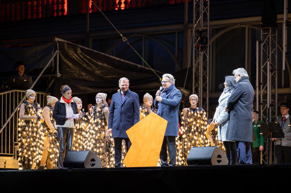 Eröffnungsfeier der Kulturhauptstadt Salzkammergut 2024  © Antonio Bayer; bei Quellenangabe honorarfrei