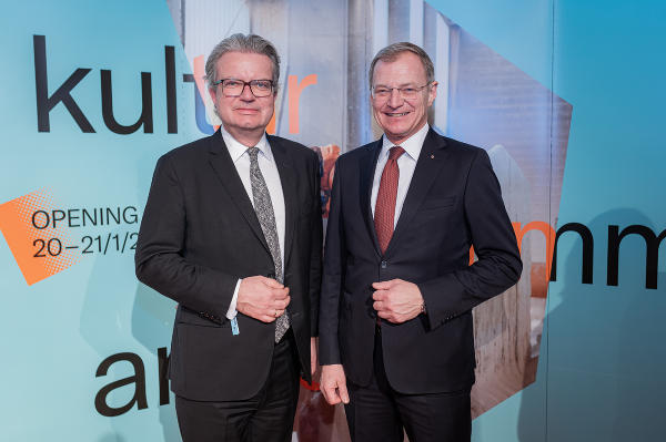 Landeshauptmann Christopher Drexler und Landeshauptmann Thomas Stelzer  © Antonio Bayer; bei Quellenangabe honorarfrei