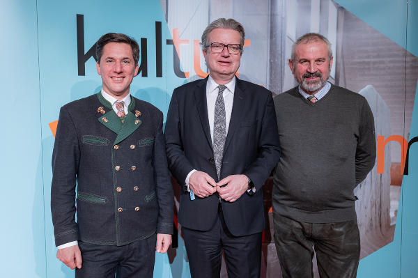 LH Drexler (Mitte) mit Bürgermeister Franz Steinegger (Gde. Grundlsee; links) und Bürgermeister Franz Frosch (Bad Aussee; rechts)  © Antonio Bayer; bei Quellenangabe honorarfrei
