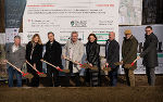 LH-Stv. Anton Lang (4.v.l.) und LR Simone Schmiedtbauer (5.v.l.) nahmen gemeinsam mit BM Norbert Tostschnig (3.v.l.) den Spatenstich zum Bau des Hochwasserschutzes Neudau vor. © Land Steiermark/Resch; bei Quellenangabe honorarfrei LH-Stv. Anton Lang (4.v.l.) und LR Simone Schmiedtbauer (5.v.l.) nahmen gemeinsam mit BM Norbert Tostschnig (3.v.l.) den Spatenstich zum Bau des Hochwasserschutzes Neudau vor.