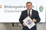 Landesrat Werner Amon stellte den neuen Leitfaden der Bildungsdirektion vor. © Land Steiermark/Robert Binder; Verwendung bei Quellenangabe honorarfrei