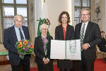 Lily Zechner (2.v.r.) erhielt einen Josef Krainer-Förderungspreis © Foto: Land Steiermark/Robert Binder; Verwendung bei Quellenangabe honorafrei Lily Zechner (2.v.r.) erhielt einen Josef Krainer-Förderungspreis