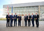 Landeshauptleute-Konferenz in St. Pölten: LH Peter Kaiser, LH Thomas Stelzer, LH Markus Wallner, Bgm. Michael Ludwig, Gastgeberin LH Johanna Mikl-Leitner, LH Wilfried Haslauer, LH Christopher Drexler, LH Hans Peter Doskozil und LH Anton Mattle (v.l.)