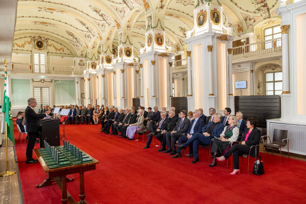 LH Christopher Drexler lud zum Festakt anlässlich der Verleihung von Auszeichnungen in der Aula der Alten Universität in Graz © Foto: Land Steiermark/Robert Frankl; Verwendung bei Quellenangabe honorarfrei