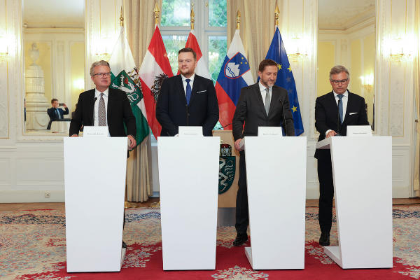 Pressekonferenz zum trilateralen Finanzminister-Treffen in Graz. © Land Steiermark/Benjamin Gasser; Verwendung bei Quellenangabe honorarfrei