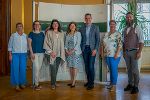Schulterschluss für eine gewaltfreie Steiermark: KO Claudia Klimt-Weithaler, LAbg. Veronika Nitsche, LAbg. Helga Ahrer, LR Doris Kampus, LAbg. Stefan Hermann, LAbg. Maria Skazel und LAbg. Robert Reif (v.l.) © Land Steiermark/Fabian Weissitsch; Verwendung bei Quellenangabe honorarfrei Schulterschluss für eine gewaltfreie Steiermark: KO Claudia Klimt-Weithaler, LAbg. Veronika Nitsche, LAbg. Helga Ahrer, LR Doris Kampus, LAbg. Stefan Hermann, LAbg. Maria Skazel und LAbg. Robert Reif (v.l.)
