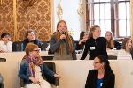 Sechs steirische Schulklassen waren eingeladen, ihre Wünsche und Forderungen für die Zukunft des Tierschutzes im Grazer Landhaus öffentlich kundzutun. © Land Steiermark/Zick; bei Quellenangabe honorarfrei Sechs steirische Schulklassen waren eingeladen, ihre Wünsche und Forderungen für die Zukunft des Tierschutzes im Grazer Landhaus öffentlich kundzutun.