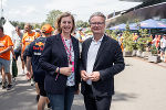 Tourismuslandesrätin Barbara Eibinger-Miedl und Landeshauptmann Christopher Drexler am Red Bull Ring  © Land Steiermark/ Binder