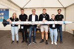 LH Christopher Drexler mit Mitgliedern des Aerospace Team Graz der Technischen Universität Graz, die ebenfalls auf der Airpower24 vertreten waren. © Land Steiermark; bei Quellenangabe honorarfrei LH Christopher Drexler mit Mitgliedern des Aerospace Team Graz der Technischen Universität Graz, die ebenfalls auf der Airpower24 vertreten waren.