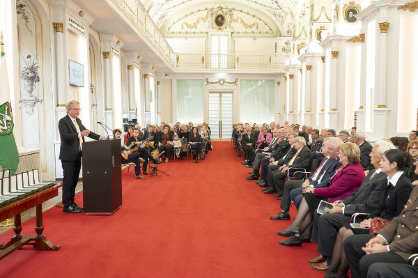 Überreichung von Ehrenzeichen in der Aula der Alten Universität © Land Steiermark/ Foto Fischer