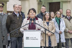 Flaggenparade im Landhaushof: Landtagspräsidentin Manuela Khom begrüßte zahlreiche Gäste © Land Steiermark/Foto Fischer; Verwendung bei Quellenangabe honorarfrei Flaggenparade im Landhaushof: Landtagspräsidentin Manuela Khom begrüßte zahlreiche Gäste