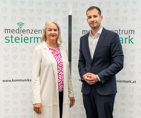 Inge Farcher tritt mit 31. Mai in den Ruhestand. Michael Eisner wird mit 1. Juni neuer Leiter der Landeskommunikation. © Land Steiermark/Binder; bei Quellenangabe honorarfrei