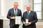 Mehr als 120 wissenschaftliche Arbeiten, insbesondere zu Krebsstoffen in Lebensmitteln: Michael Murkovic © Land Steiermark/Robert Binder; Verwendung bei Quellenangabe honorarfrei Mehr als 120 wissenschaftliche Arbeiten, insbesondere zu Krebsstoffen in Lebensmitteln: Michael Murkovic