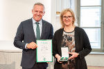 40 Jahre lang Musikpädagogin und Chorleiterin im SOS-Kinderdorf Stübing: Christa Wagner © Land Steiermark/Robert Binder; Verwendung bei Quellenangabe honorarfrei 40 Jahre lang Musikpädagogin und Chorleiterin im SOS-Kinderdorf Stübing: Christa Wagner