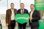 Landeshauptmann Mario Kunasek (M.) begrüßte den Leiter des Tourismusreferates Ingo List (l.) und STG-Geschäftsführer Michael Feiertag (r.) beim Tourismusforum in Graz. © Land Steiermark/Binder; bei Quellenangabe honorarfrei Landeshauptmann Mario Kunasek (M.) begrüßte den Leiter des Tourismusreferates Ingo List (l.) und STG-Geschäftsführer Michael Feiertag (r.) beim Tourismusforum in Graz.
