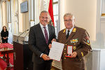 LH Mario Kunasek (li.) mit Fritz Reinprecht © Land Steiermark/Frankl